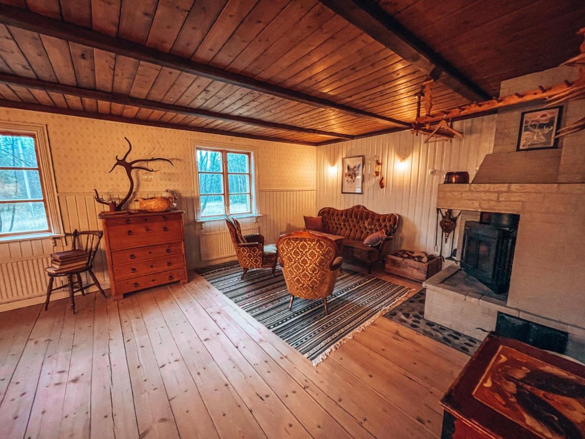 Taiga Forest Lodge 耶利瓦勒 外观 照片